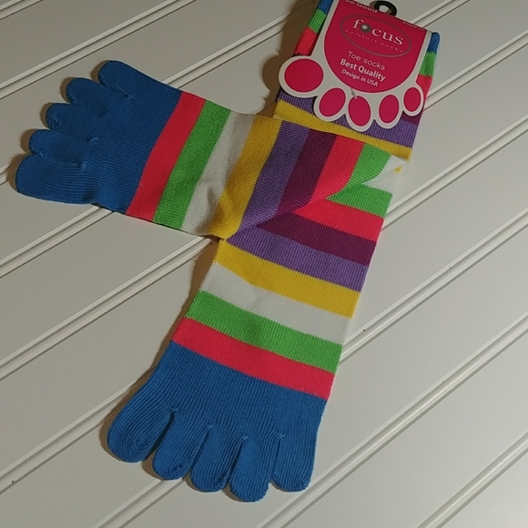 Focus Green Rainbow Striped Toe Socks - Picture 3 of 8
